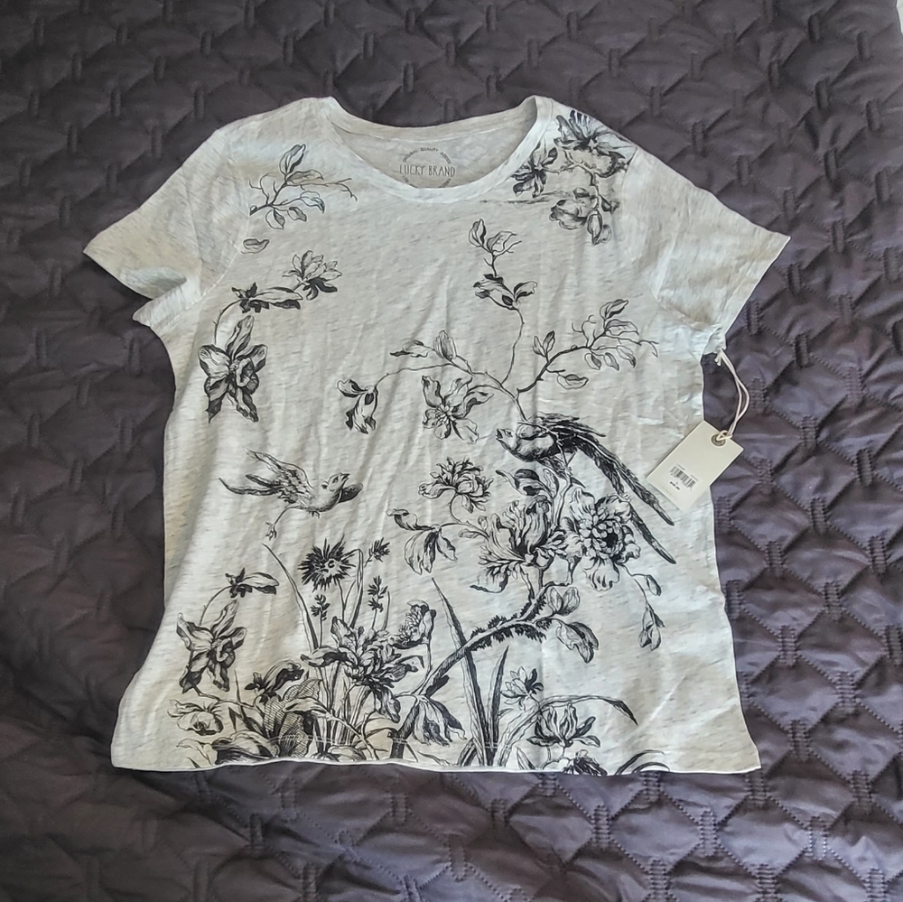 Lucky Brand soft grey t-shirt size L